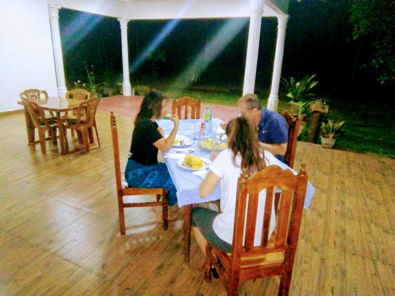 Siyapath Holiday Resort Polonnaruwa Eksteriør bilde